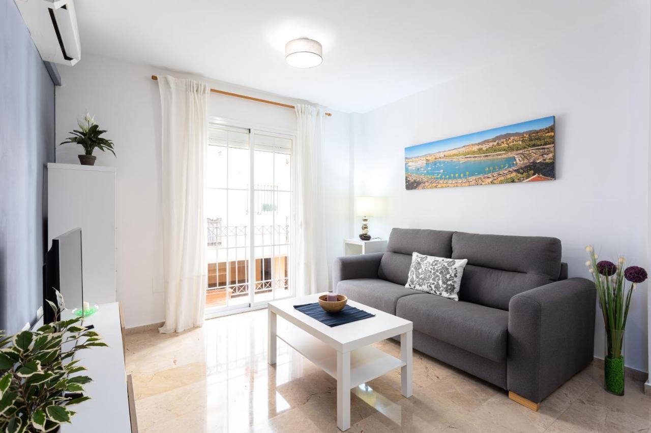 Holidays2Malaga Capuchinos French Balconies, Private Parking, Wifi & Air Con Bagian luar foto