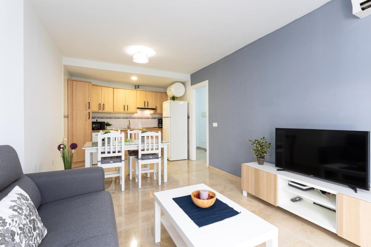 Holidays2Malaga Capuchinos French Balconies, Private Parking, Wifi & Air Con Bagian luar foto